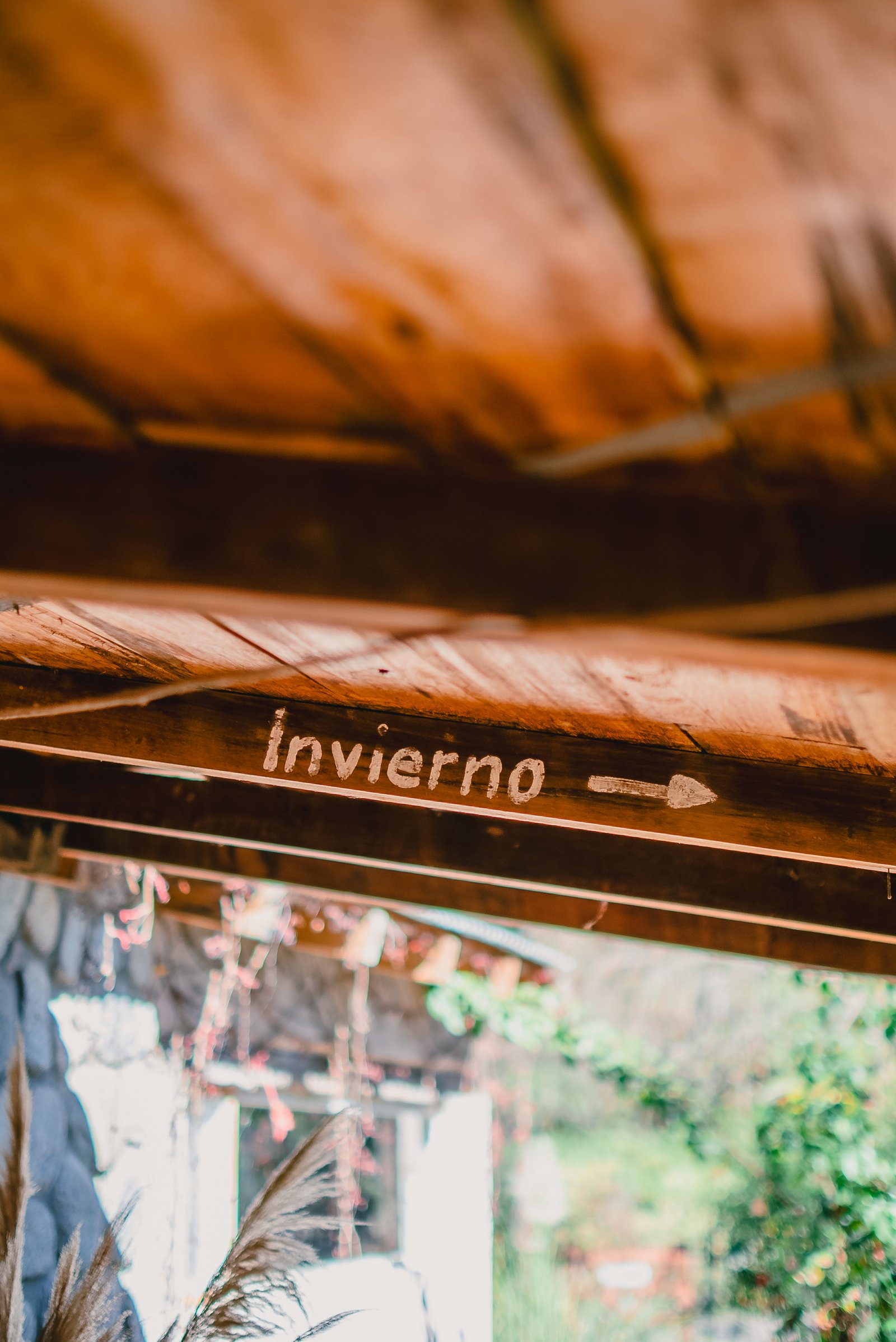 Inti Watana el reloj solar les cuenta sobre las estaciones en Posada Inti Watana, hotel temático astronómico
en Tafí del Valle